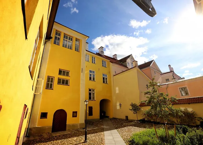 Toompea Castle Daire Tallinn