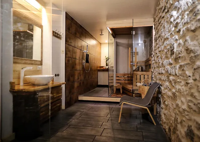 Toompea Castle * تالين